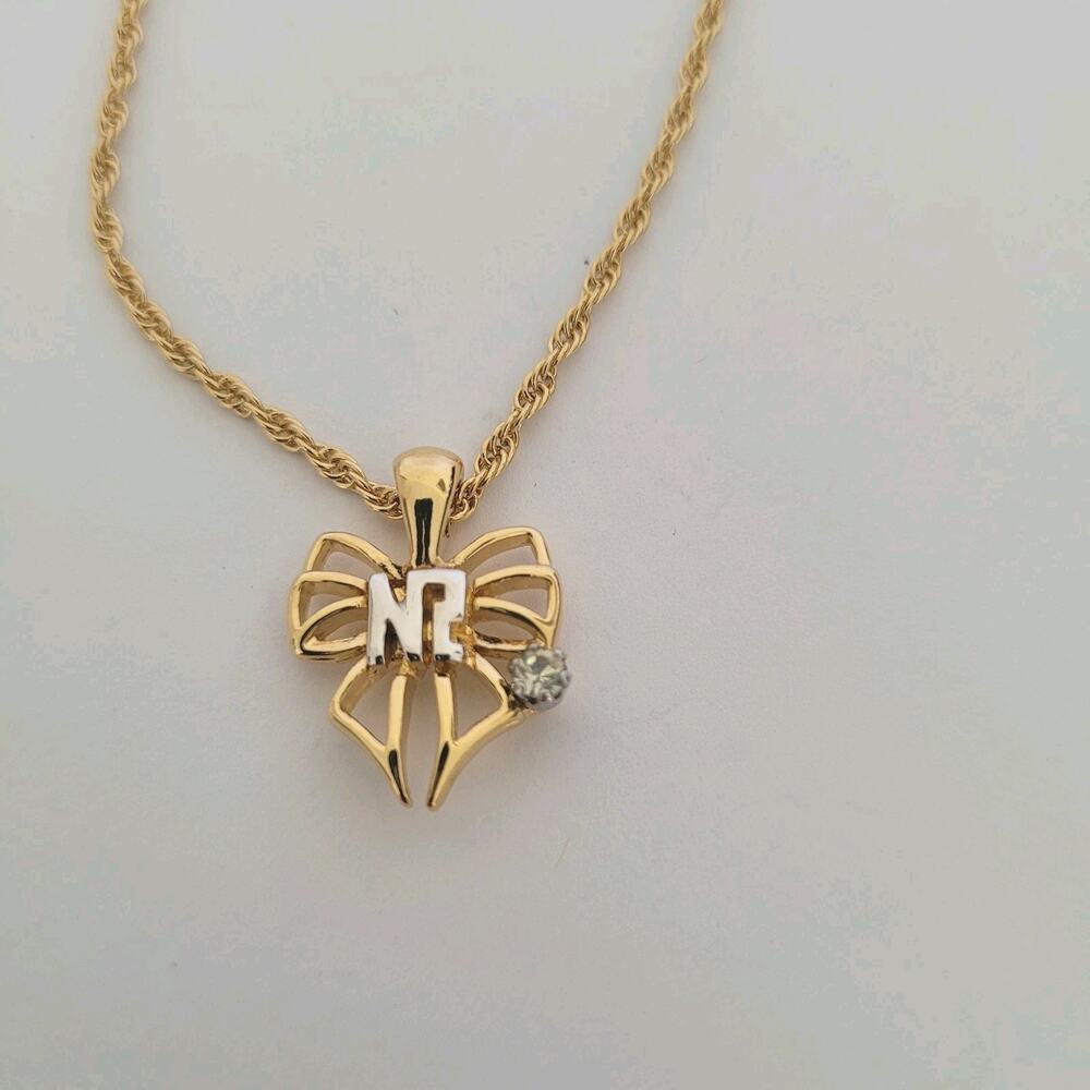 Vintage Nina Ricci NR Bow Pendant Necklace 15” Gold Tone Chocker Chain